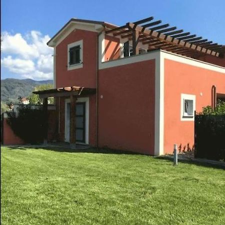 Il Casale Rosso Monolocale Cinque Terre-Toscana Caniparola di Fosdinovo Eksteriør billede
