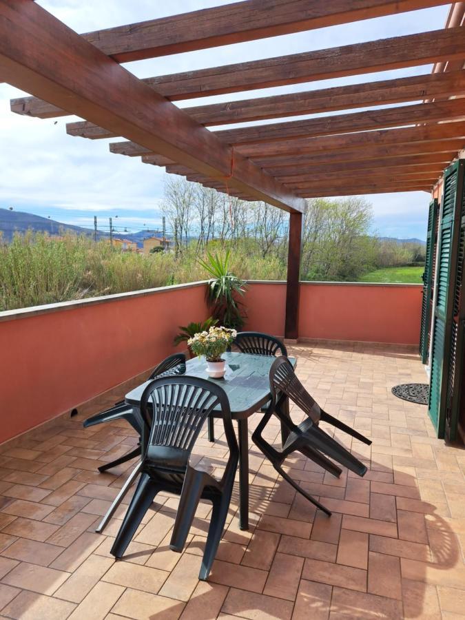 Il Casale Rosso Monolocale Cinque Terre-Toscana Caniparola di Fosdinovo Eksteriør billede